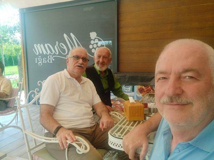 Dostlar buluştu 1